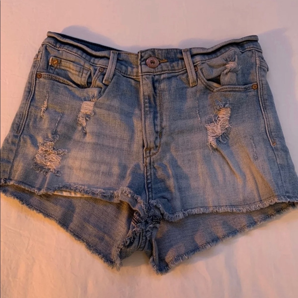 Levi’s jean shorts